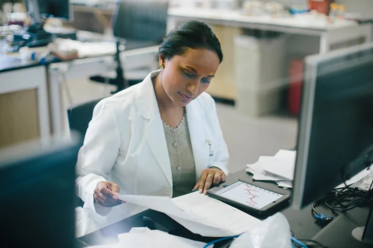 doctor uses AI to help with pressure injury prevention strategies in her practice